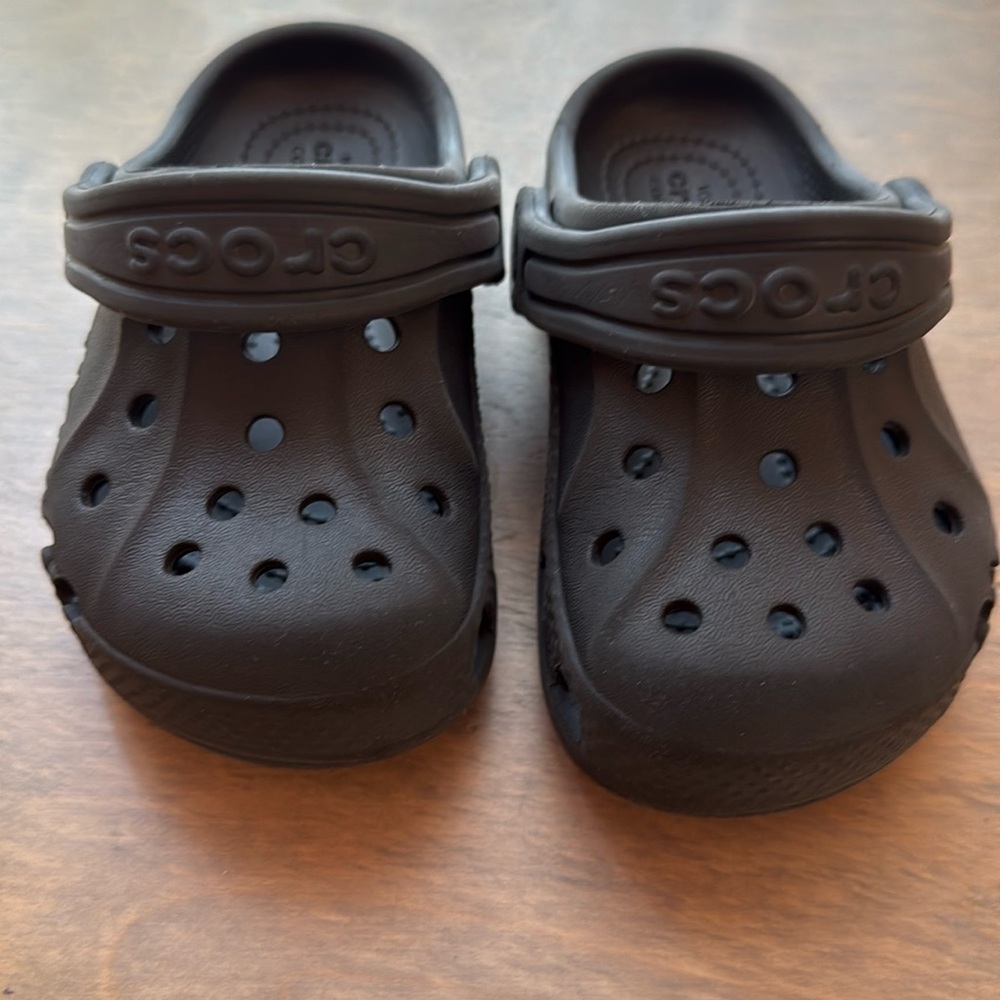 Toddler/baby crocs